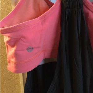 Lulu lemon top. Work out top